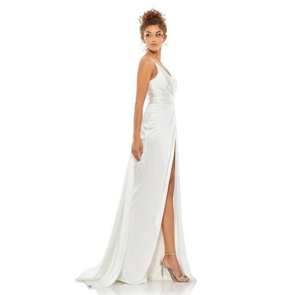 Mac Duggal Size 0 White 12448 Satin V-neck Sleeveless Formal Dress Prom Wedding - Picture 2 of 13